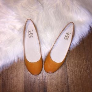 Miz Mooz Precious Ballet Style Flats 8/38.5